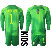 Brasilien Alisson Becker #1 Målmand Udebanesæt Børn VM 2022 Langærmet (+ Korte bukser)